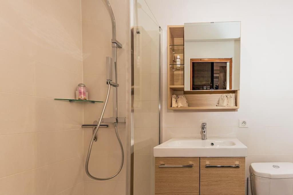 Appartement Cocooning, Climatise, Au Coeur D'Agen Kültér fotó